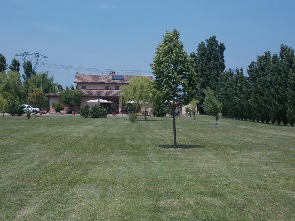 Agriturismo I Bosconi Чезена Экстерьер фото